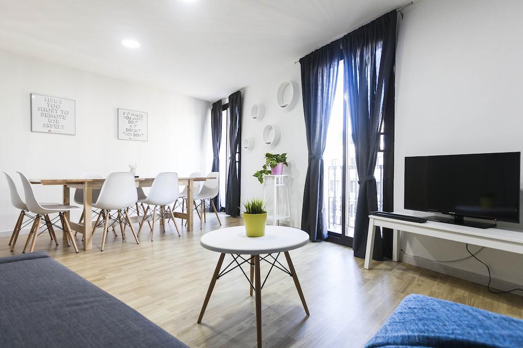 Be Barcelona Plaza Catalunya Apartment Exterior foto